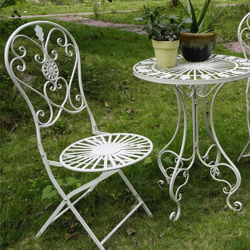 French Vintage Iron Table and  - đánh giá và giá Outdoor Furniture Metal Chairs