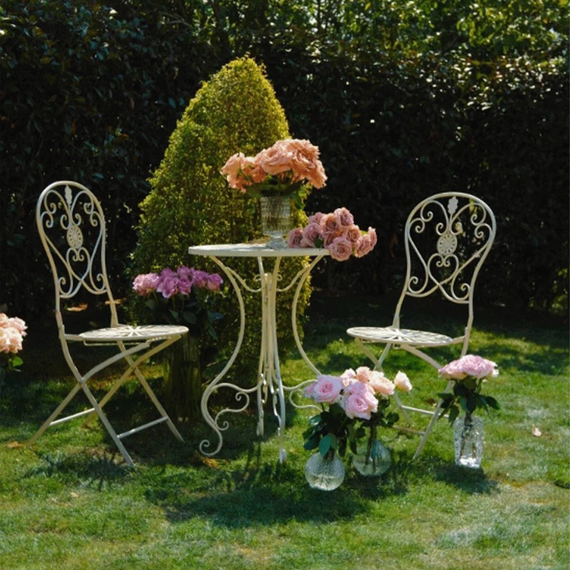 French Vintage Iron Table and  - đánh giá và giá Outdoor Furniture Metal Chairs